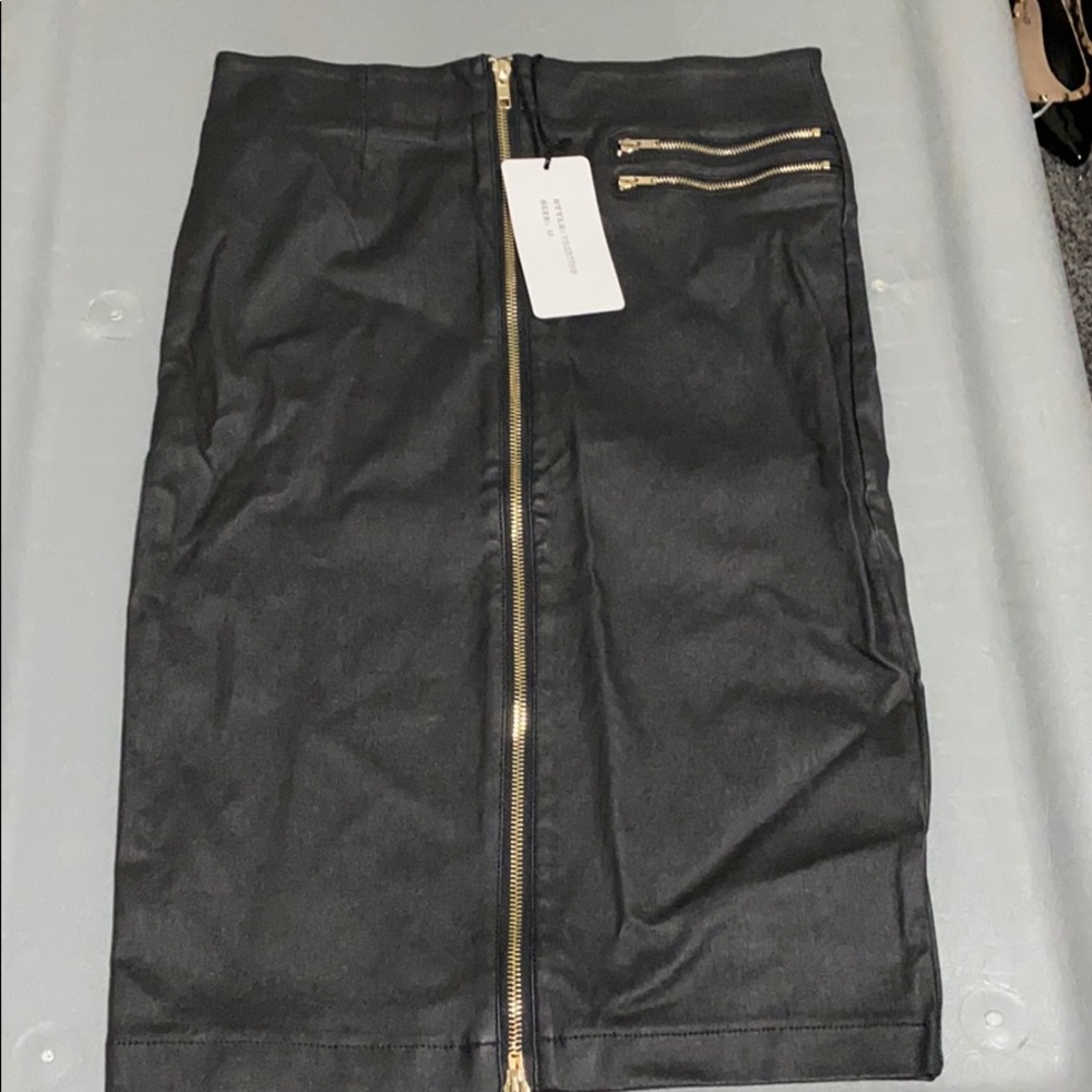 Fashion nova pleather skirt size medium bodycon